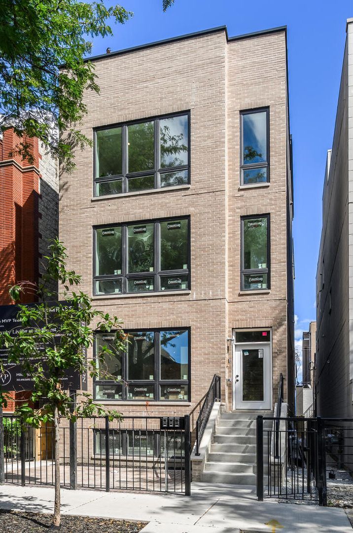 West Town Contemporary Condominium, West Town, Chicago